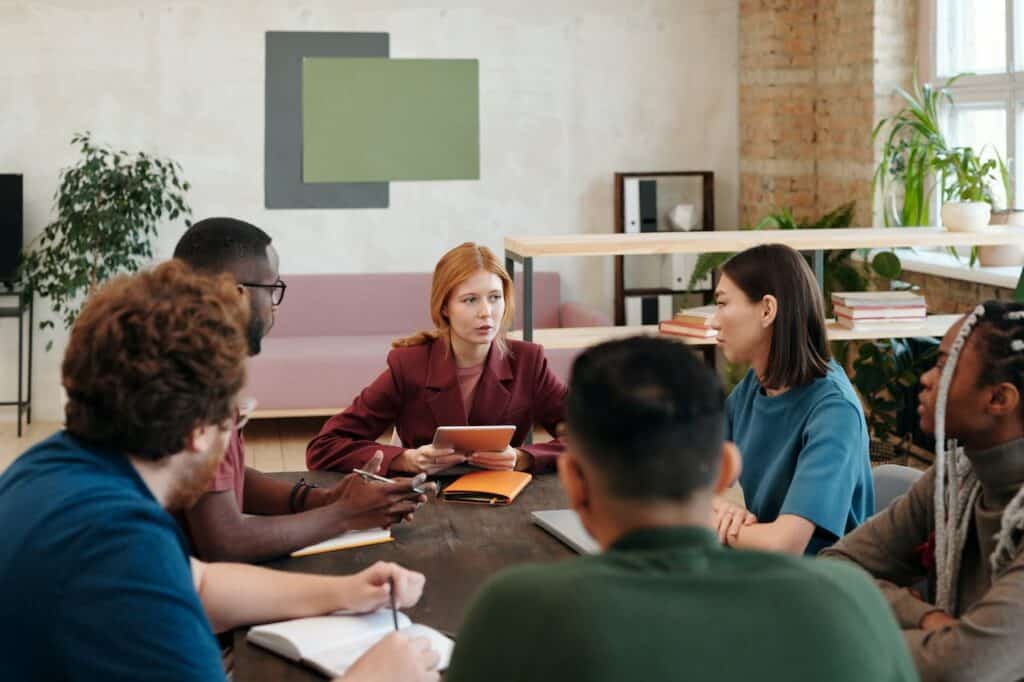 Mindset: easing into your new leadership role 1 Cross organisation